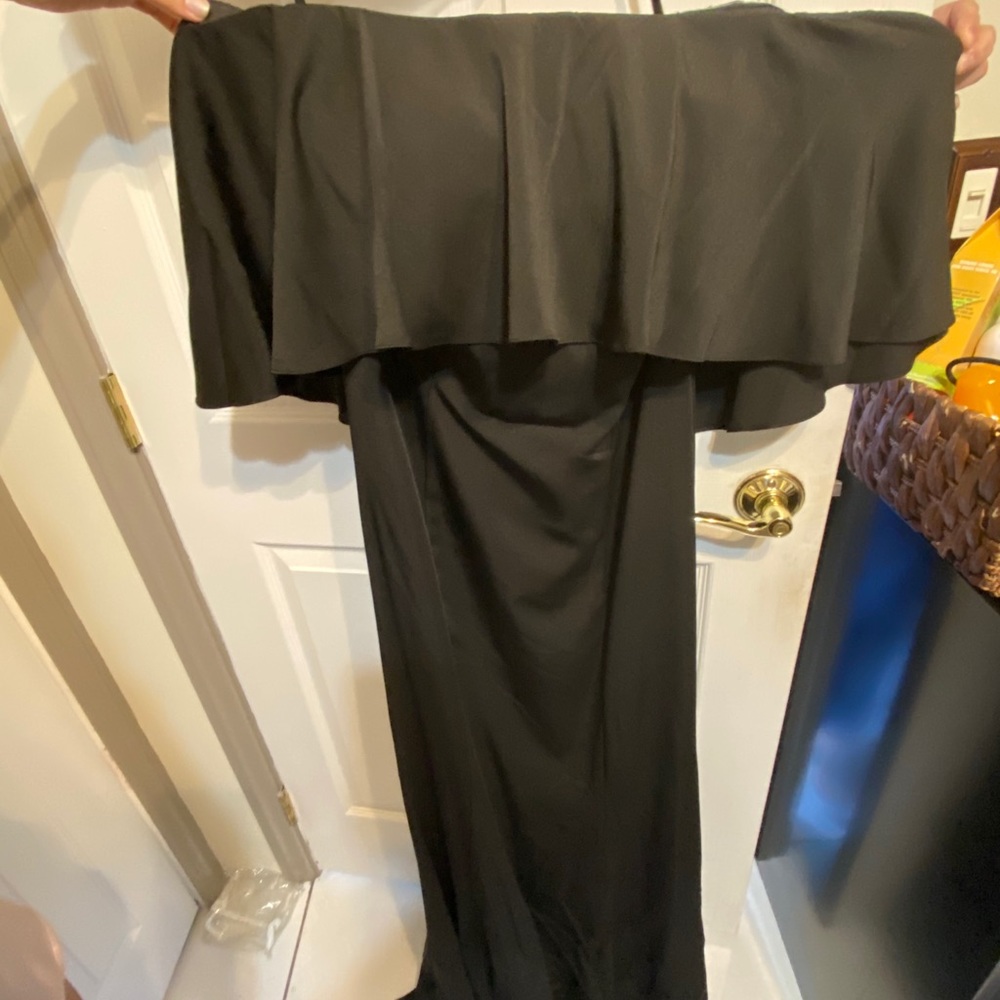 Kleinfeld Black Off the shoulder gown